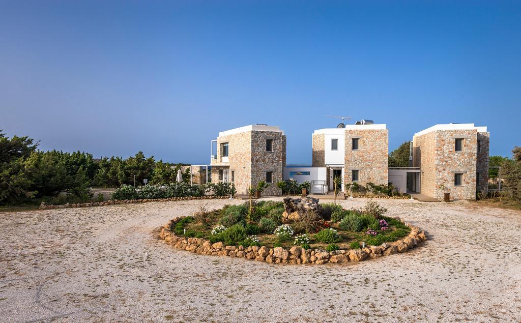 Cedar Bay Beachside Villas Παλαιοχώρα Εξωτερικό φωτογραφία