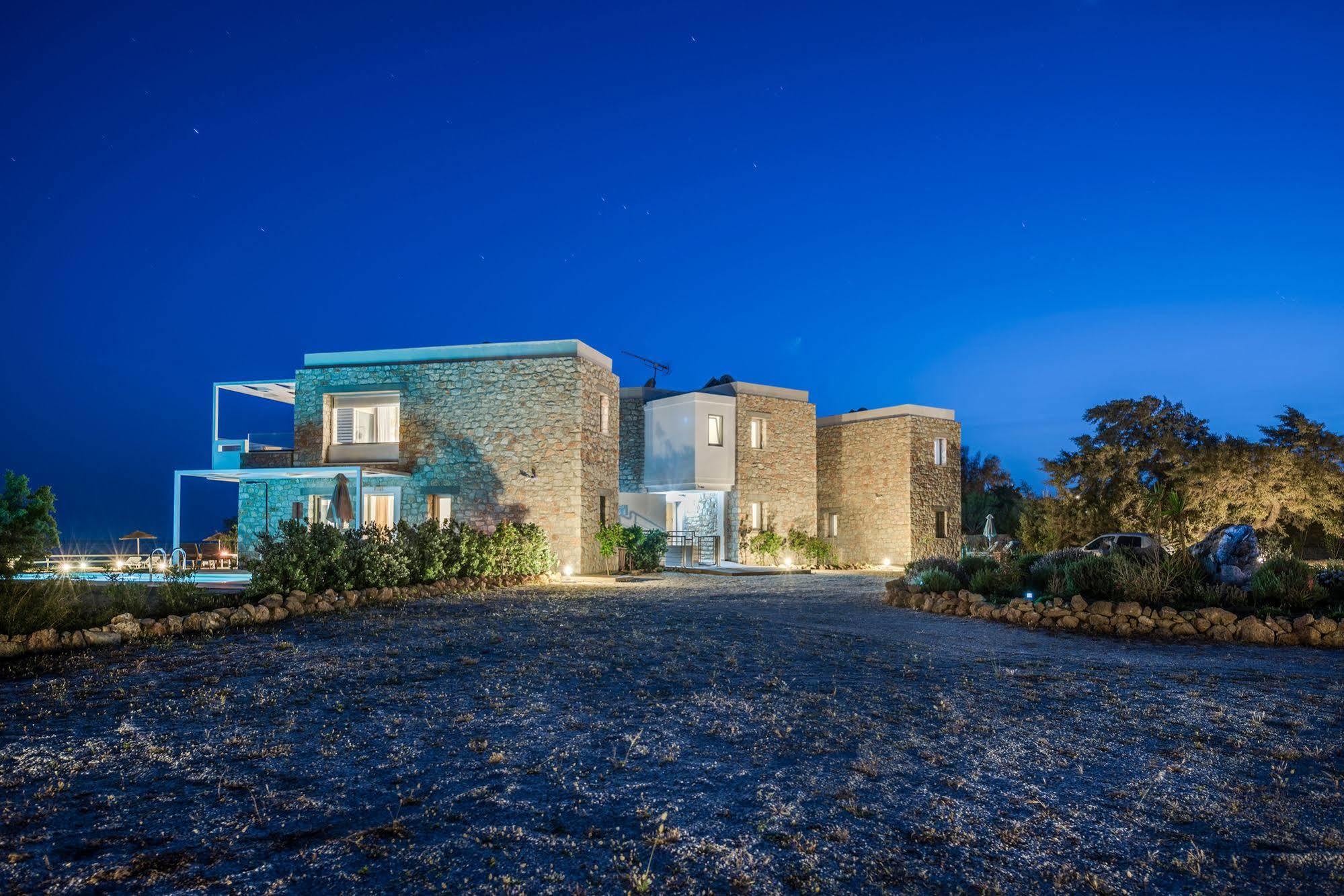 Cedar Bay Beachside Villas Παλαιοχώρα Εξωτερικό φωτογραφία
